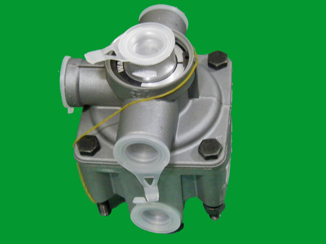 Differential relay valve with internal thread silencer-2