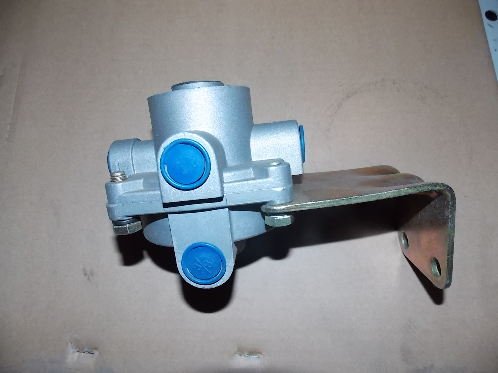 Relay valve 6710KSP3-2