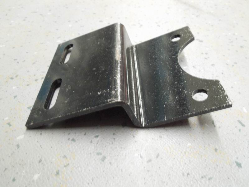 Relay valve bracket (widening)