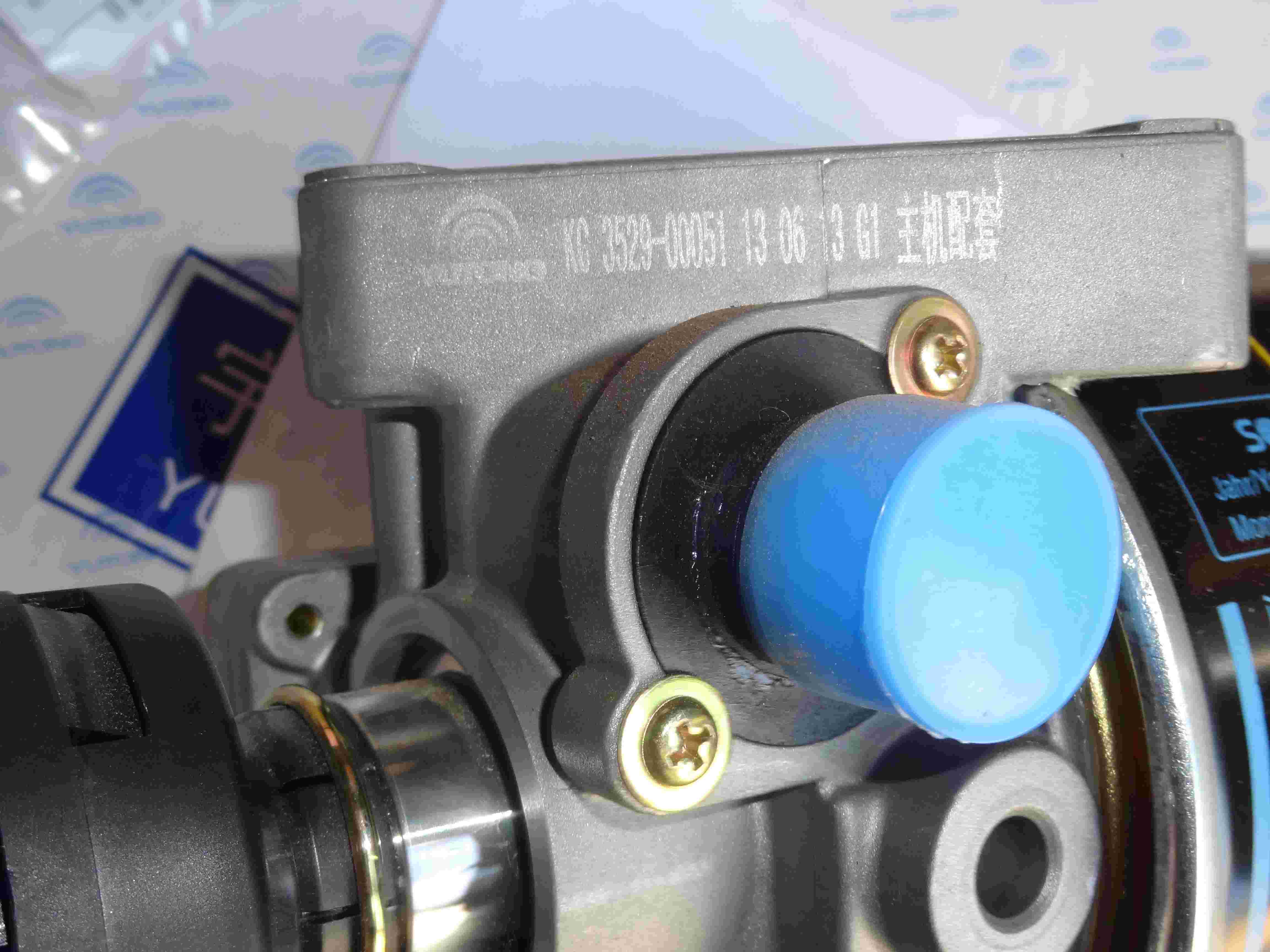 Air dryer, 4 ports, with silencer, 850KPa