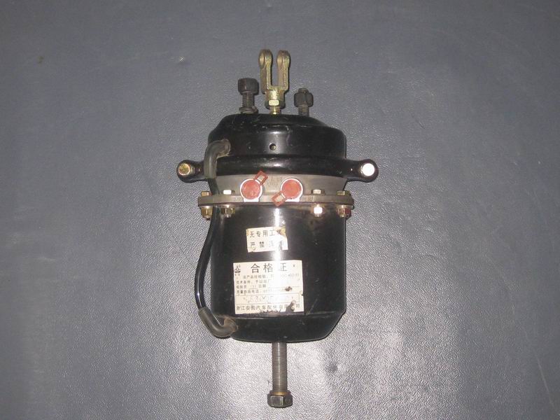 Воздушная камера заднего тормоза в сборе-левая