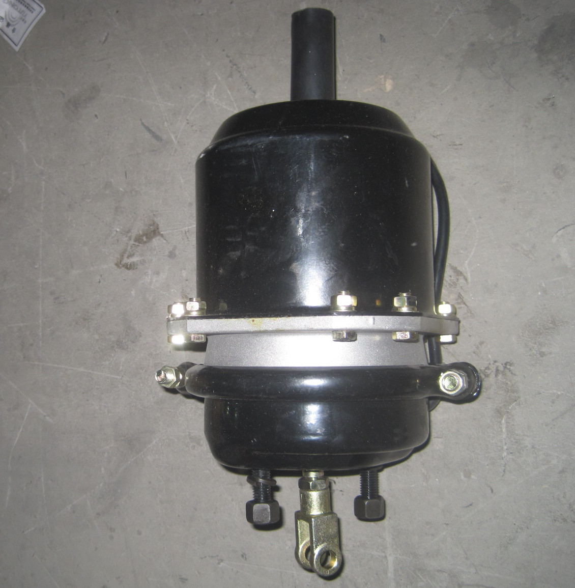 Rear brake air chamber assembly-right-1