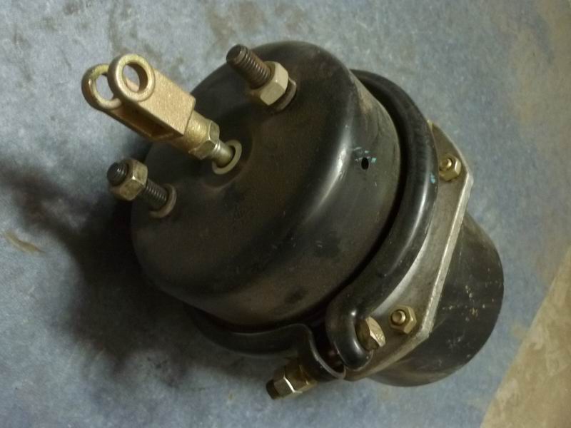 Rear brake air chamber-left-2