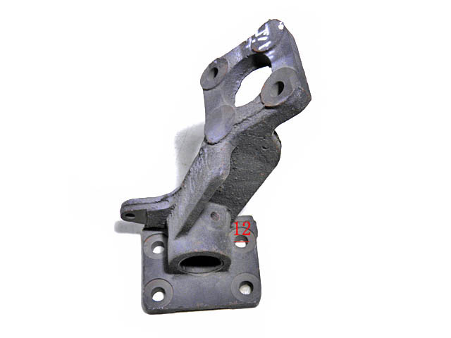 Rear brake air chamber bracket-left