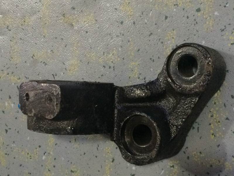 Camshaft left bracket assembly