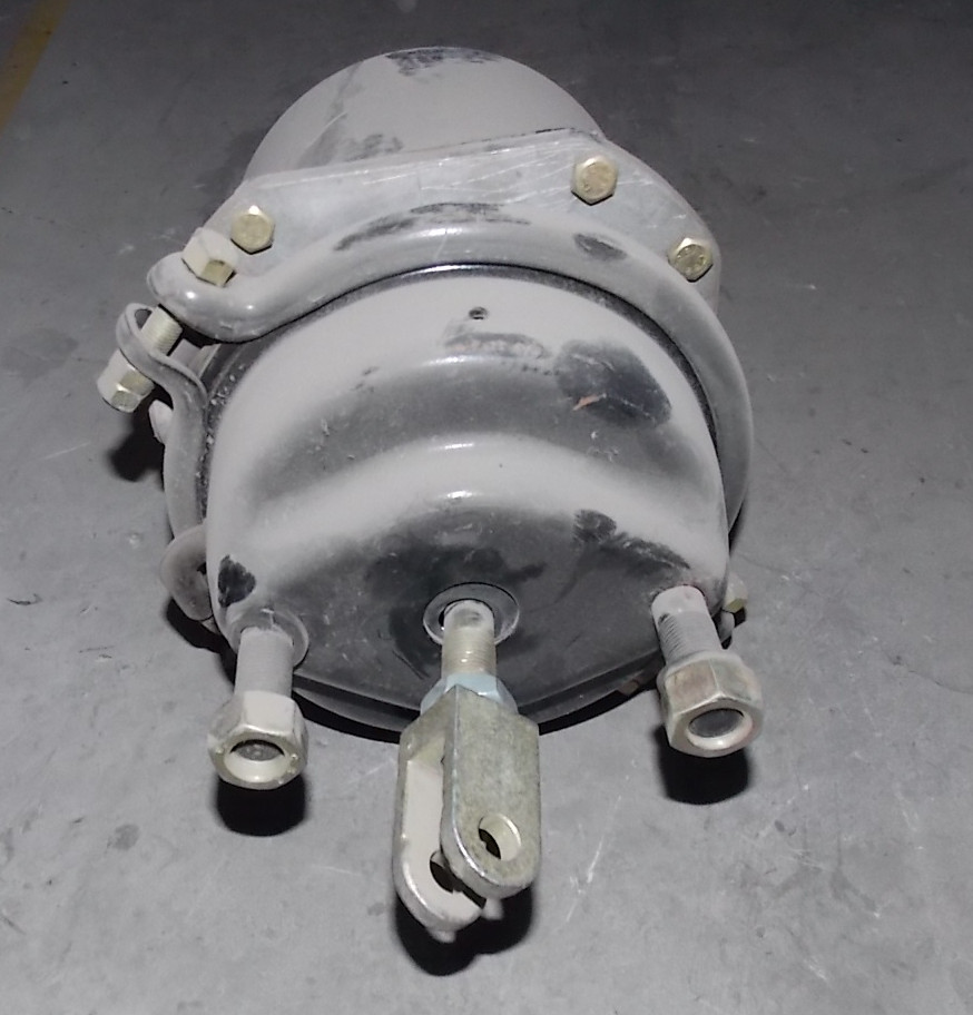 Тормозная воздушная камера в сборе, правая-2