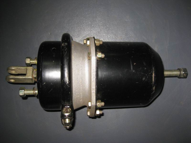 Rear brake air chamber-right; M151-2