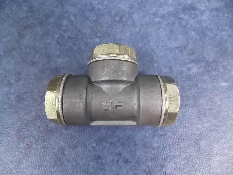 Двухходовой клапан