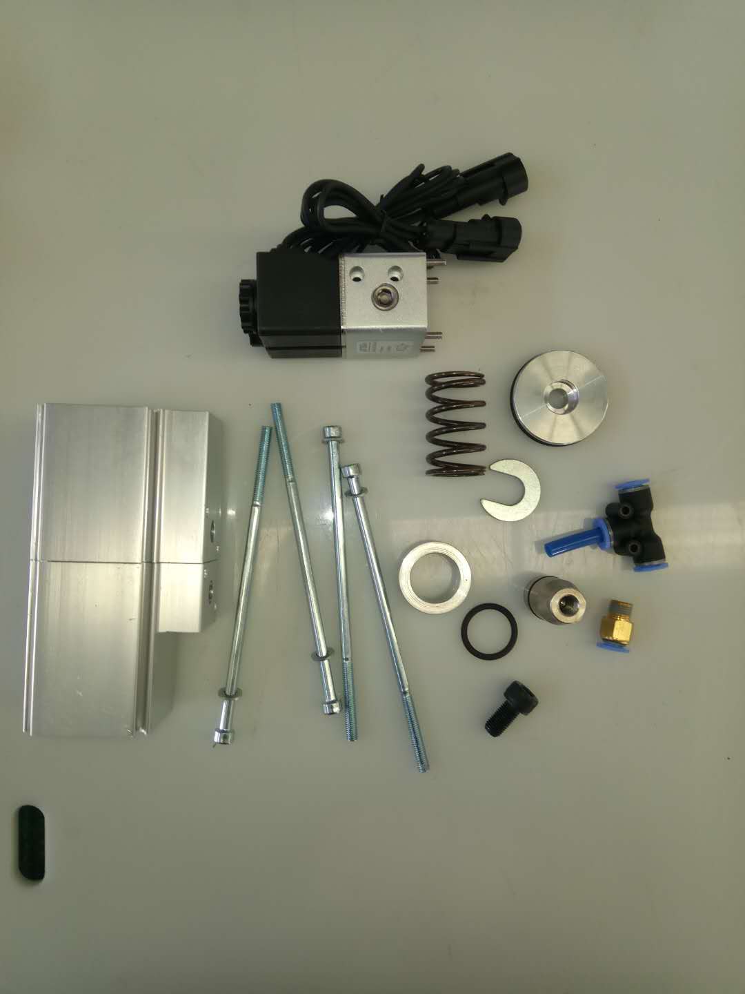 Клапан цилиндра в сборе