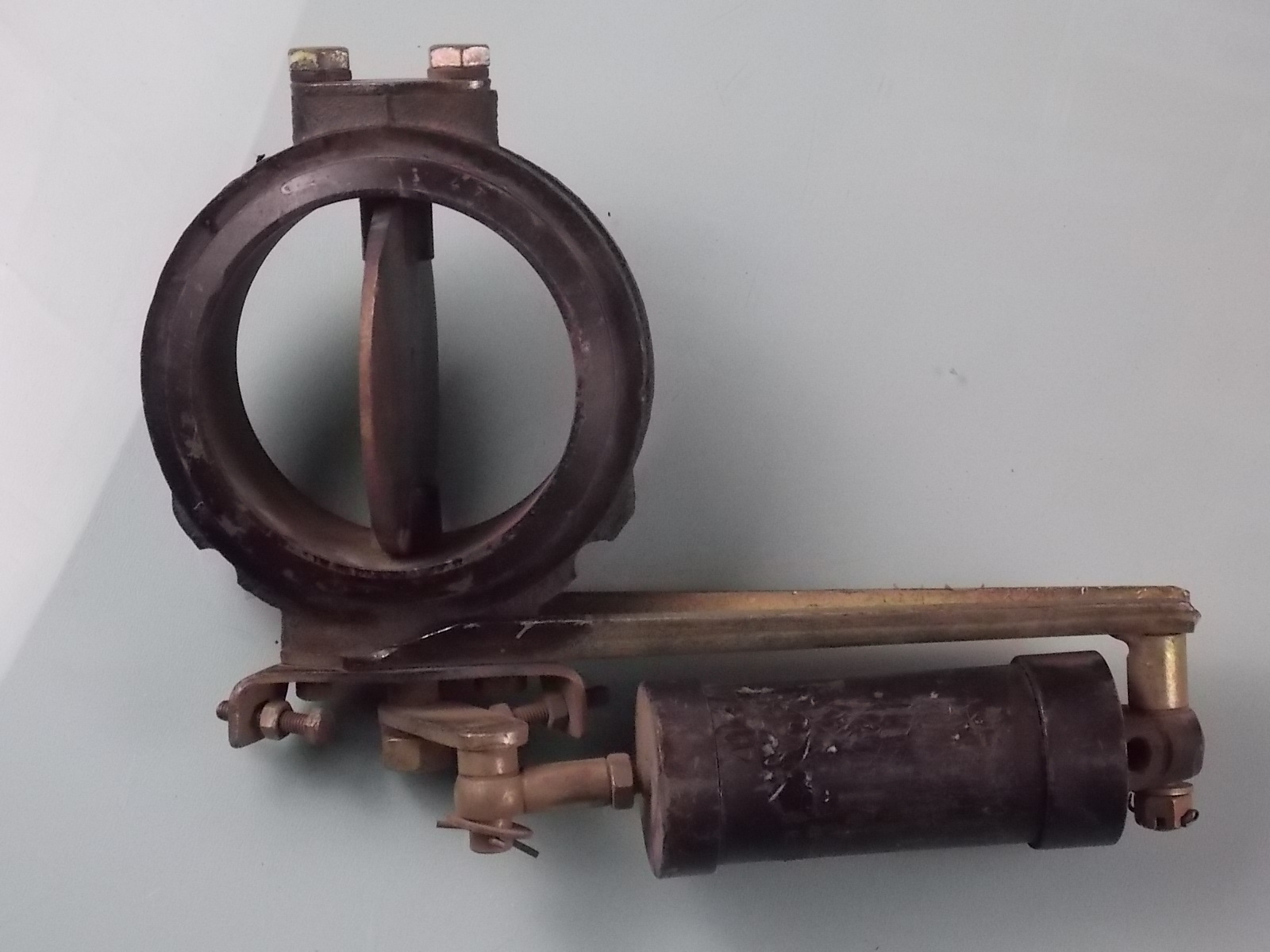 Выпускной тормозной клапан D 43 / 24D-5