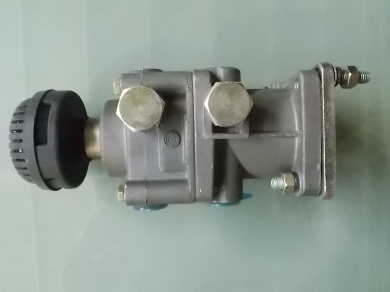 Brake valve for three combination pedals-1