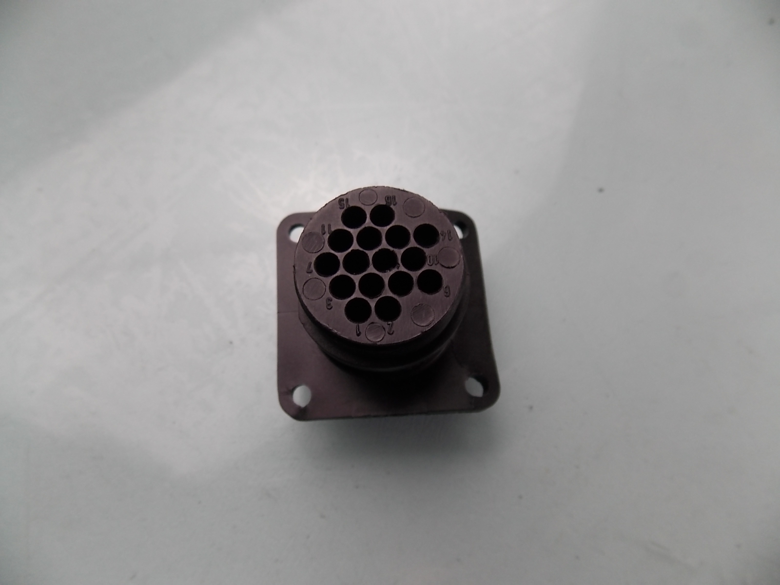 D with ABS diagnostic socket with assembly-1