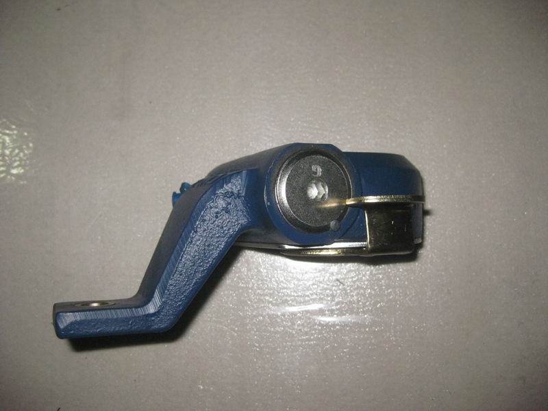 Рычаг автоматической регулировки заднего правого-1