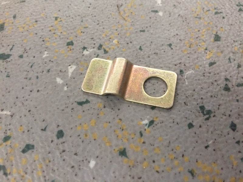 Plate-fixed sensor wire