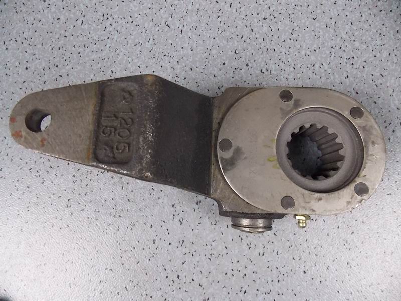 Передний правый регулировочный рычаг; ручная регулировка