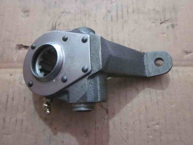 Rear right adjustment arm; hand adjustment