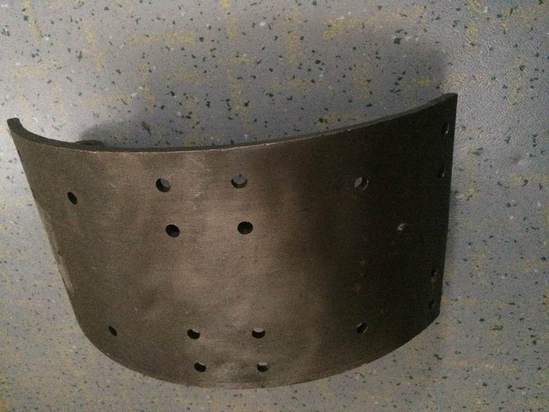 Железо для задних тормозных колодок