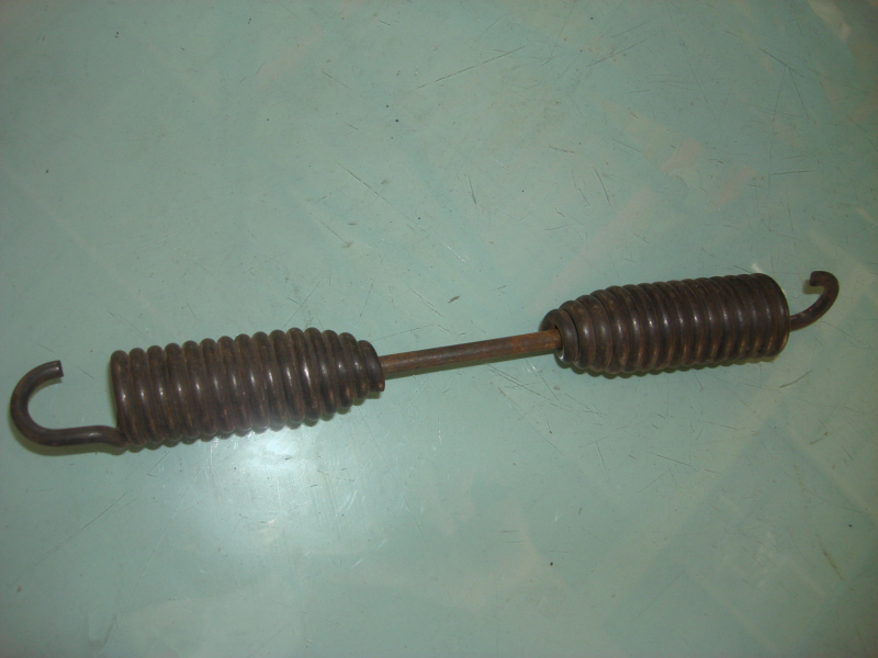 Передняя тормозная пружина