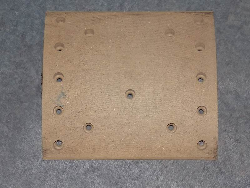 Фрикционная пластина; удалил так же, как 3552-00147