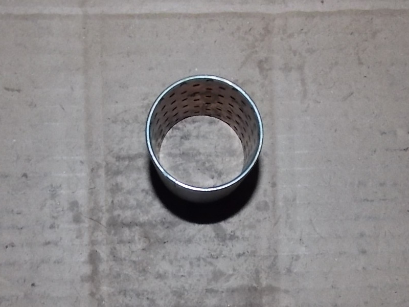 Втулка задней тормозной колодки; внутренний диаметр 44mm ; внешний диаметр 50mm