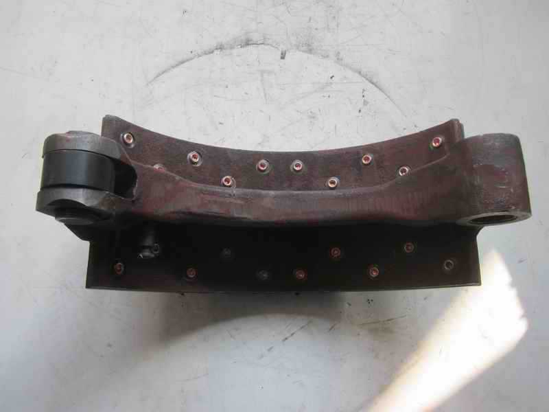 Front brake shoe assembly; deleted same as 3552-00360-2