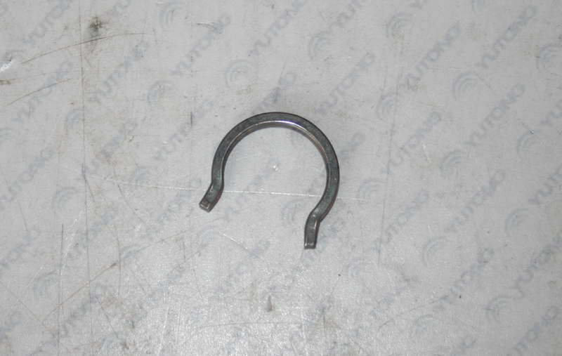 Roller shaft snap ring