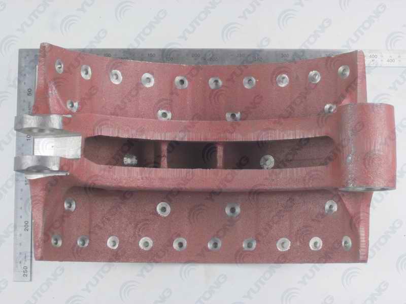 D Задняя тормозная колодка-1