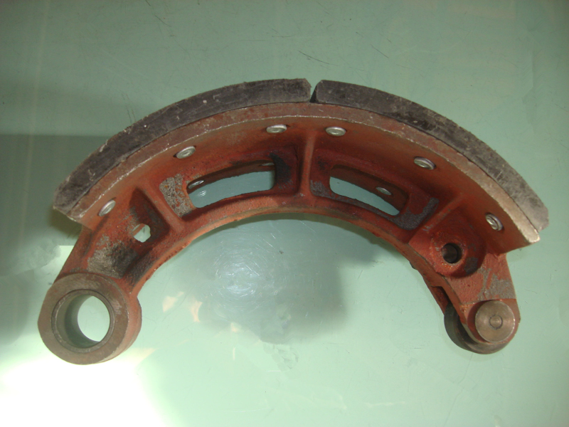Rear brake shoe assembly-1