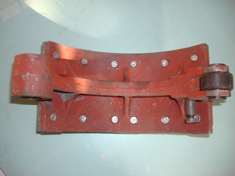 Rear brake shoe assembly-2