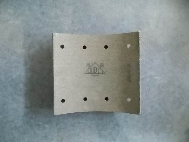 Front friction plate