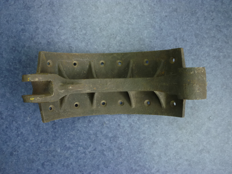 Rear brake shoe and bushing; 3502-00523 is replaced after inventory-1