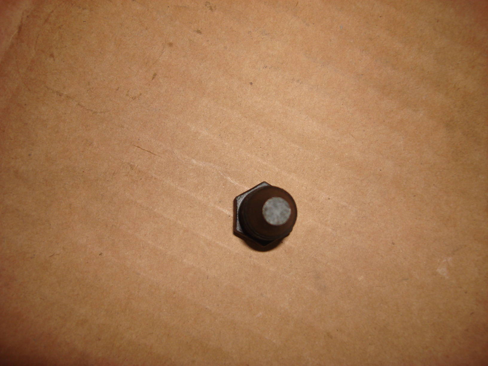 Screws - fasten the hoof spool-2