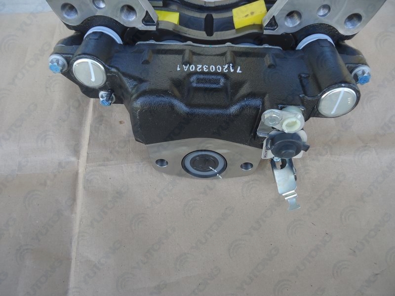 Left disc brake assembly-1