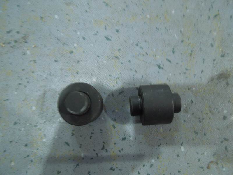 Brake shoe roller; roller thickness 27; outer diameter 40; roller shaft length 48