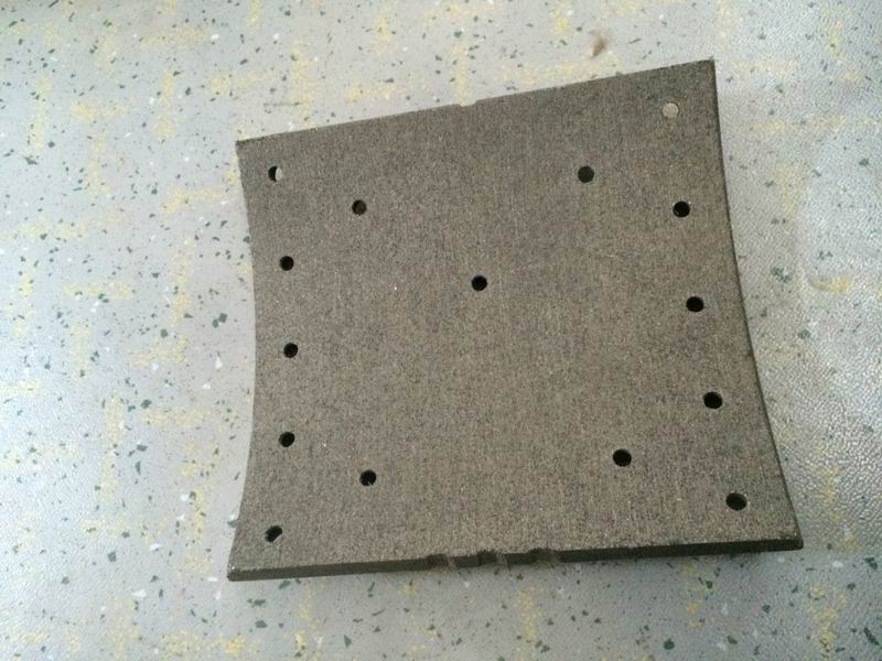 Friction plate; hoof shaft side; width 220; thickness 14.21/thin 8.33-1