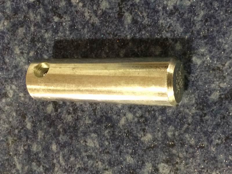 Brake shoe shaft