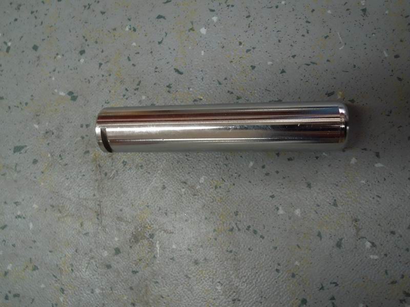Braking shoe shaft; outer diameter φ28, length 140mm