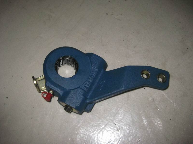 Front left automatic adjustment arm; interchangeable with 3554-00305