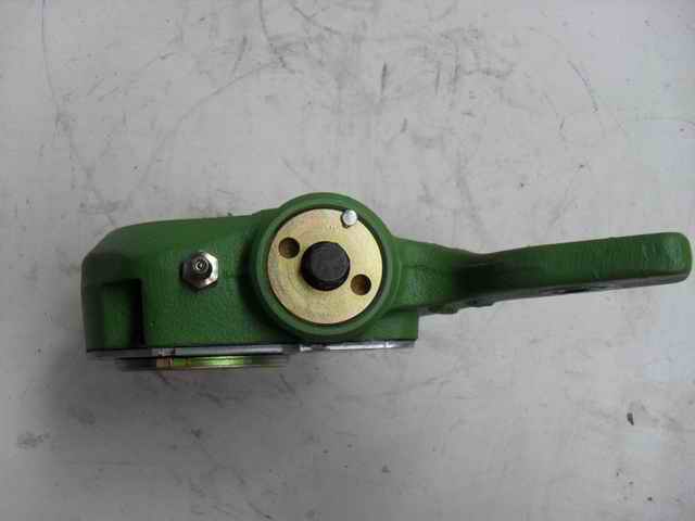 Automatic adjustment arm afterwards; same as 2400-00021-2