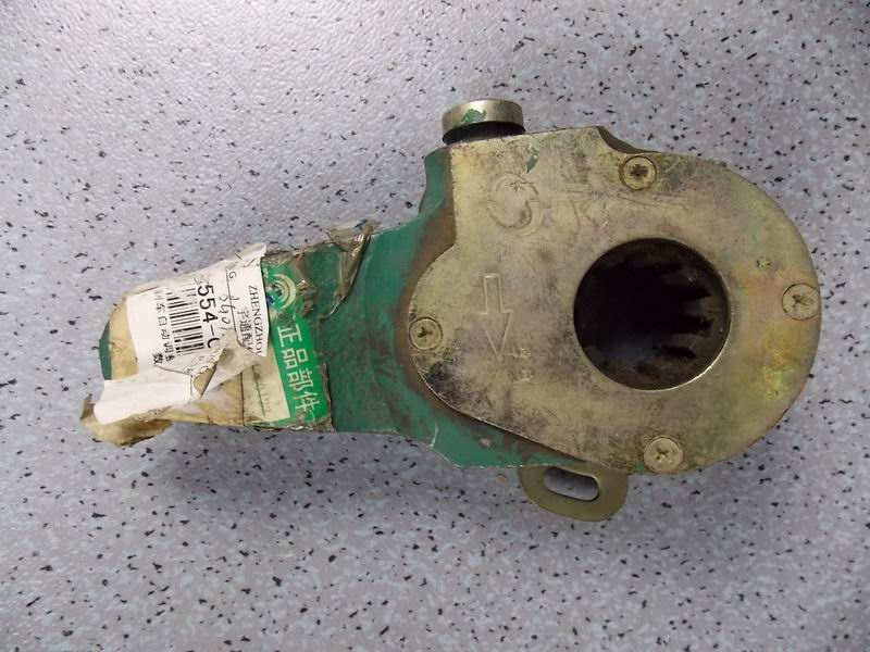 Рычаг автоматической регулировки заднего тормоза (правый)-2