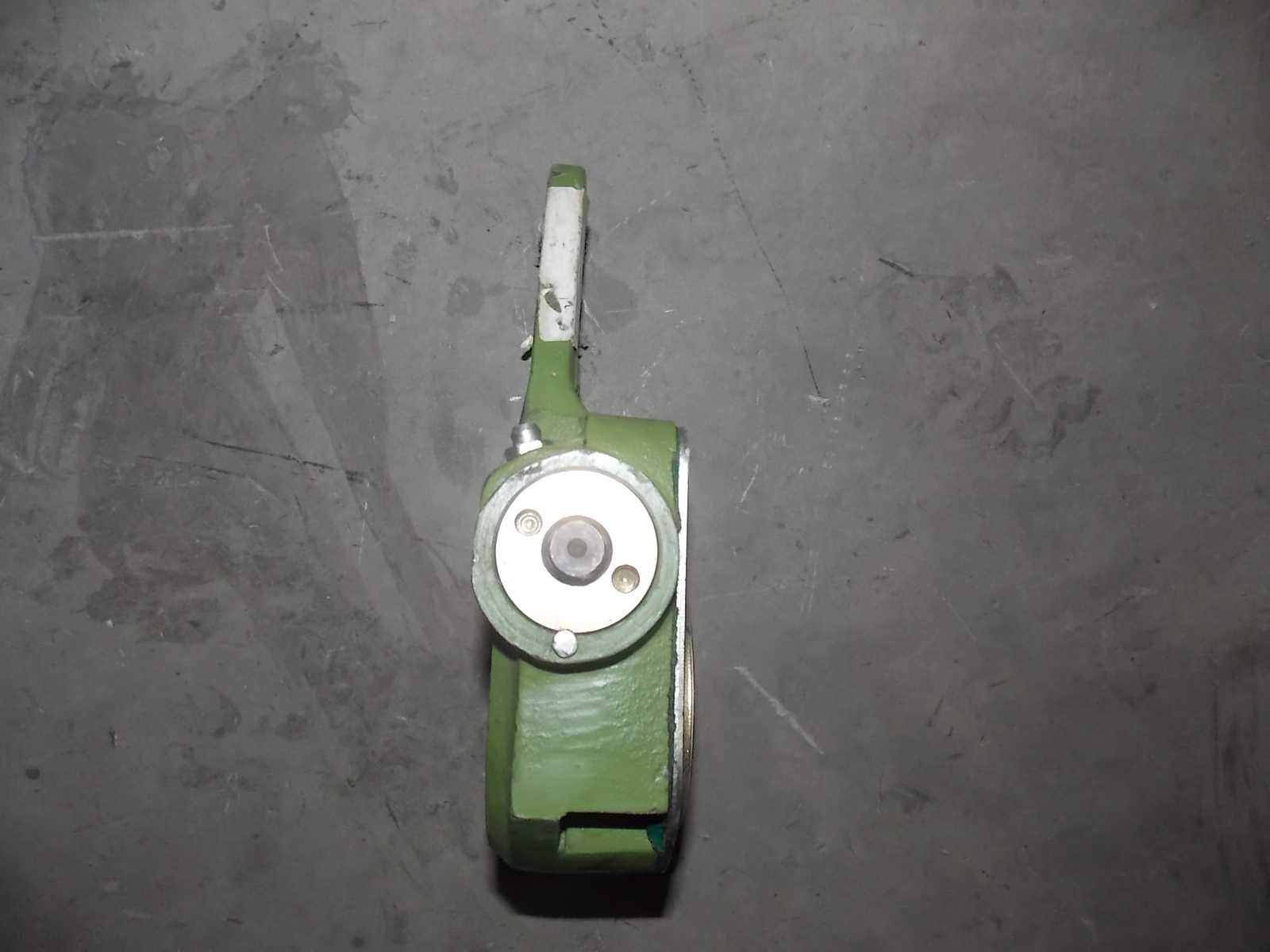 Front left automatic adjustment arm