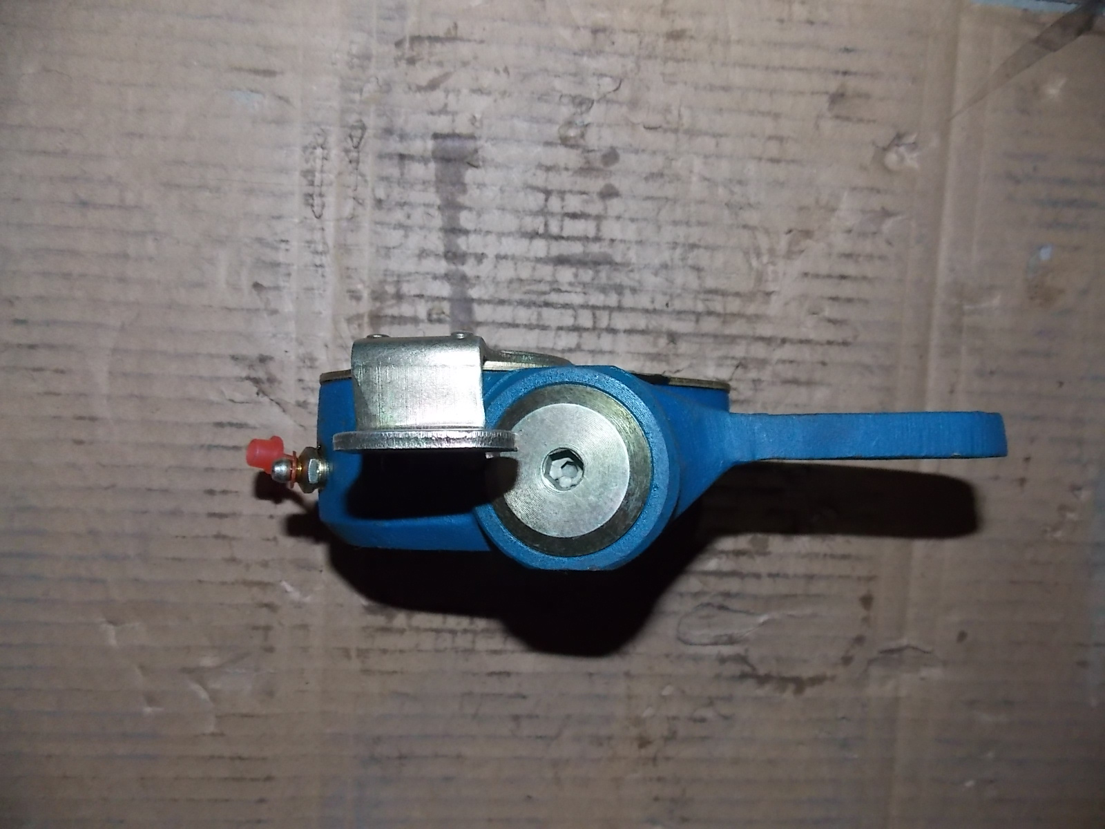 Automatically adjust the arm assembly afterward-2