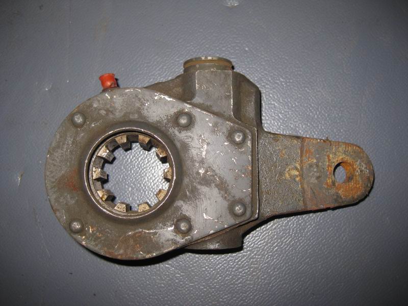 Front adjustment arm; hand adjustment