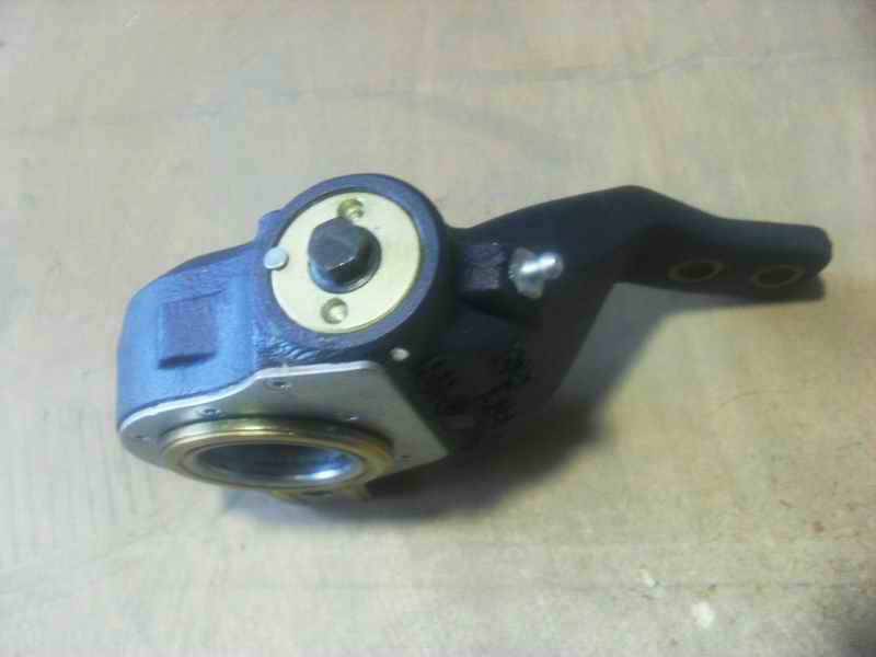 Automatic adjustment arm of the front left; available for generations of 3554-00345