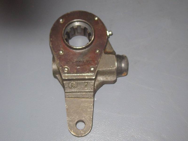 Rear adjustment arm-2