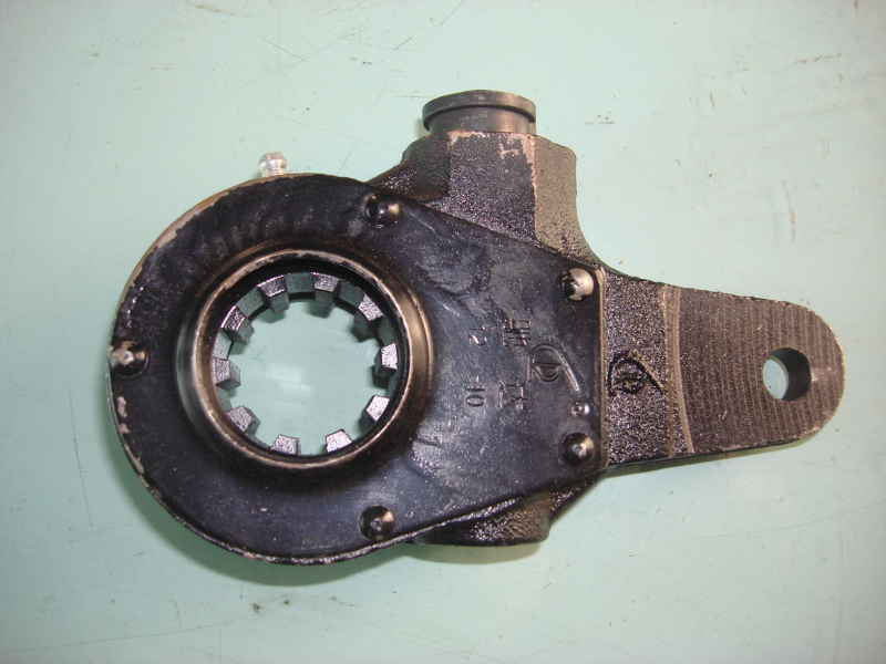 Front adjustment arm