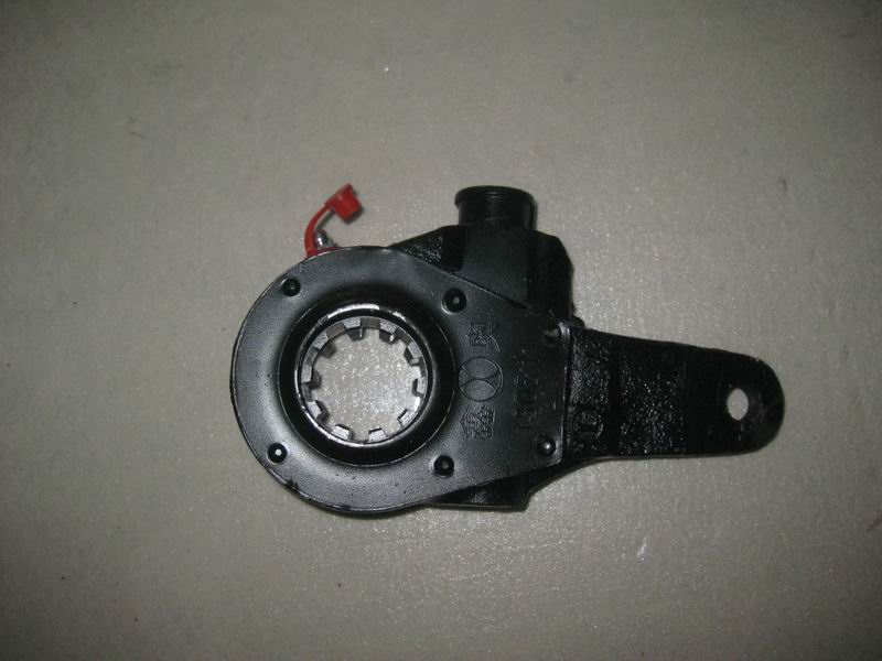 Регулировочный рычаг