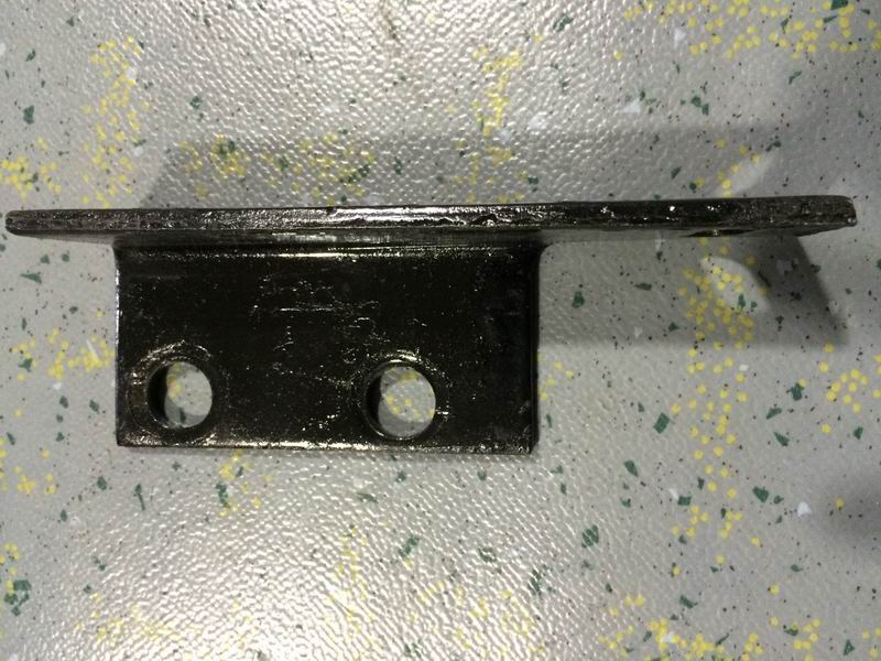 Left bracket-tighten automatic clearance adjustment arm