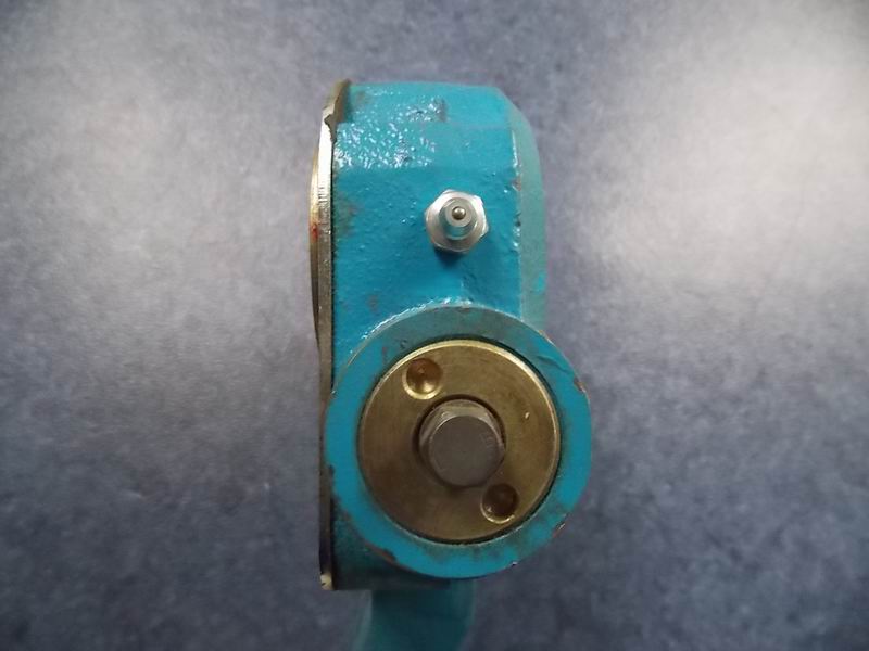 Передний левый рычаг автоматической регулировки-2