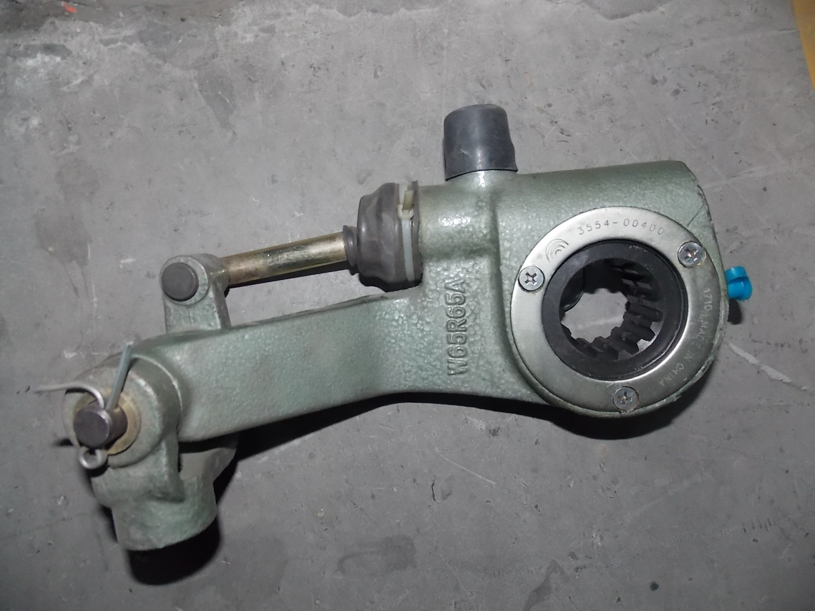 Automatic adjustment arm of the rear right-1